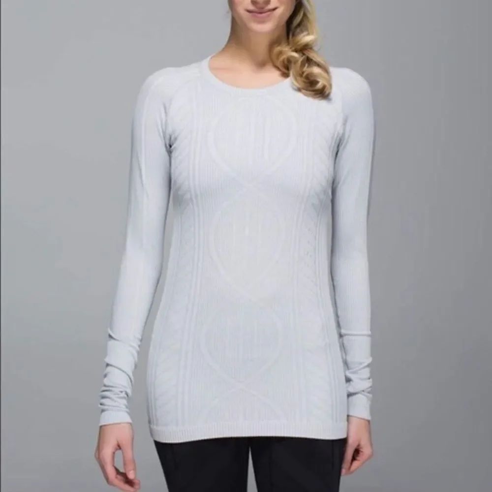 Lululemon Restless Seamless Pullover Shirt Silver Spoon 6